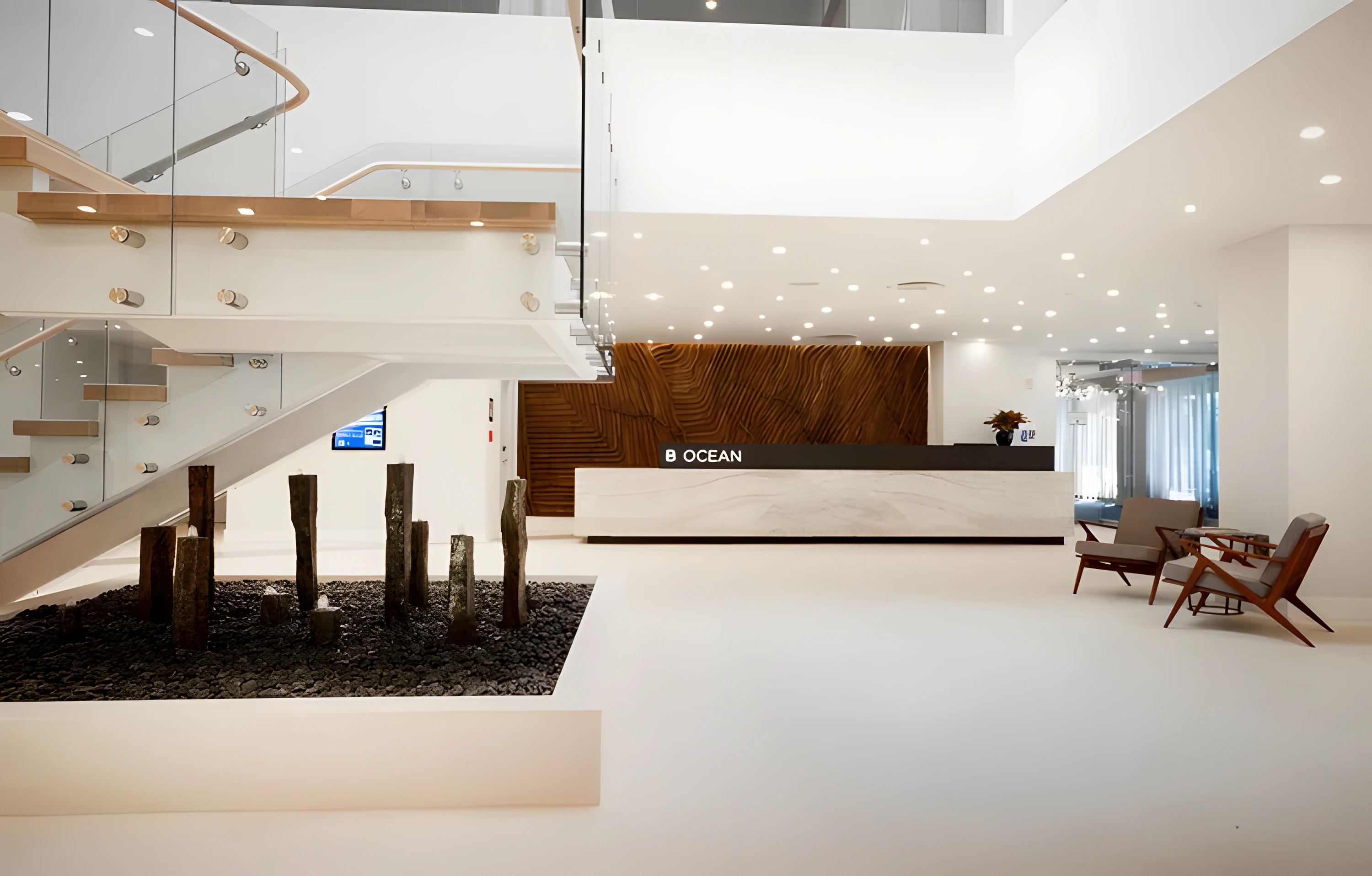 B Ocean Resort — project photo 5 of 7