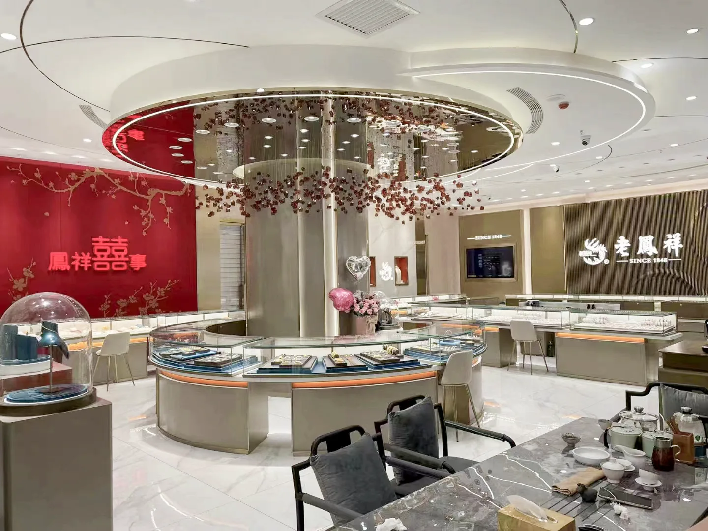 Lao Feng Xiang Gold — project photo 3 of 25