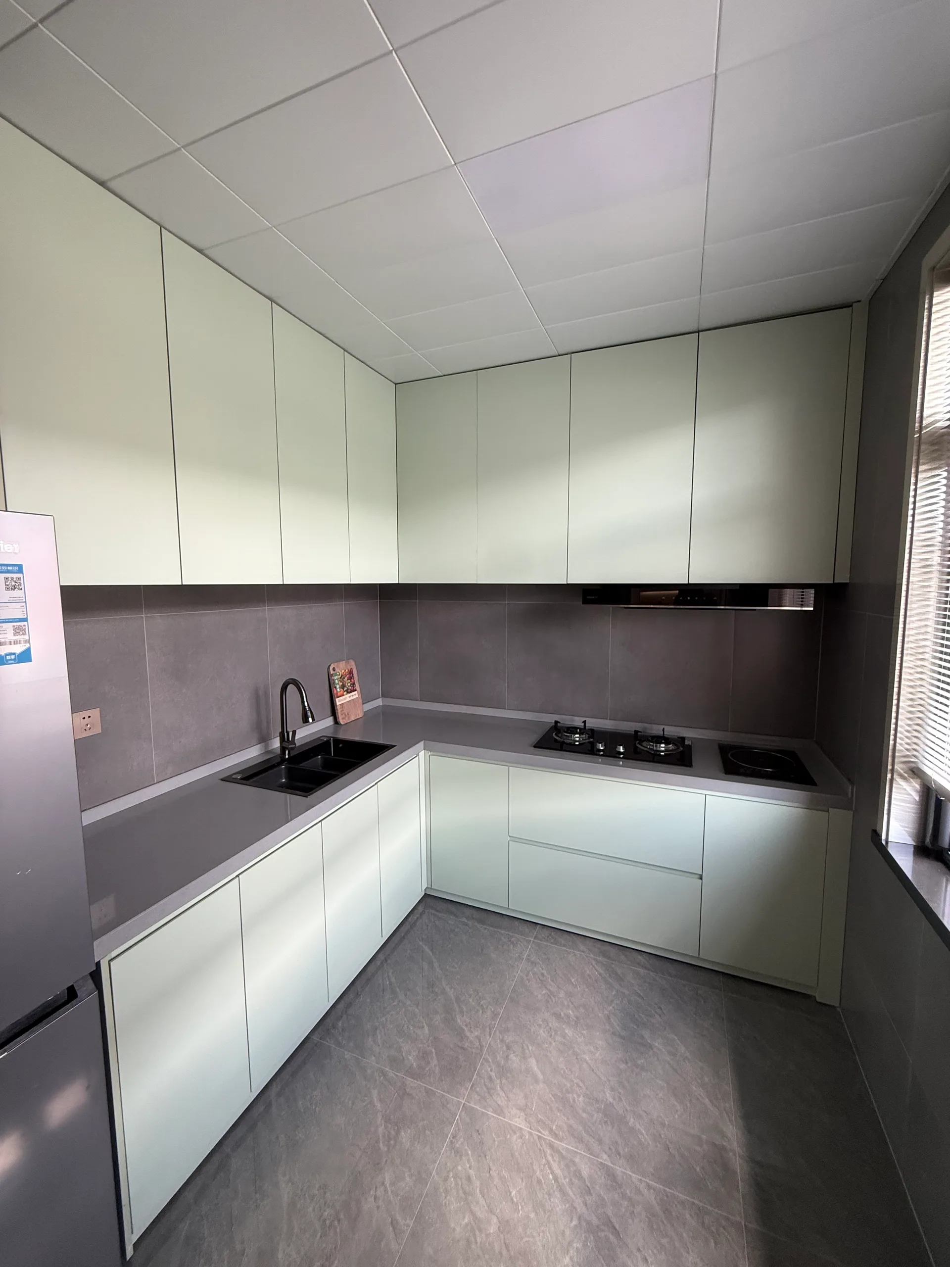 Kitchen showroom image 3 of 4