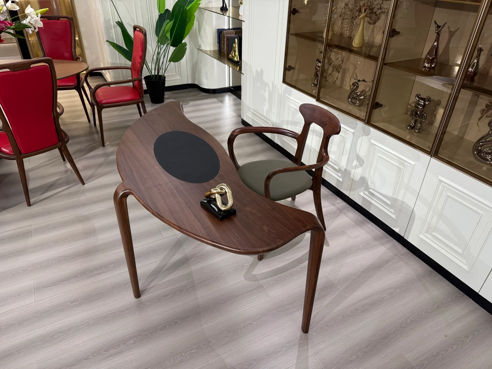 Living Rooms showroom image 6 of 8