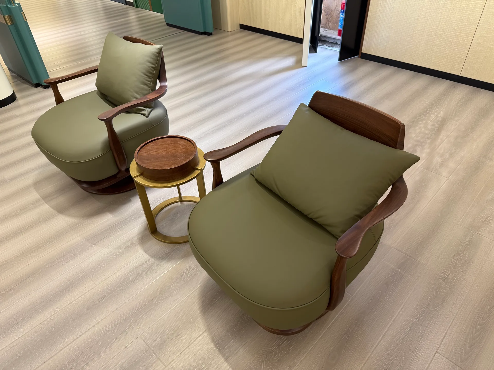 Living Rooms showroom image 8 of 8